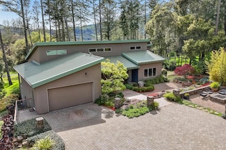 5940 Erland Rd, Santa Rosa, CA 95404