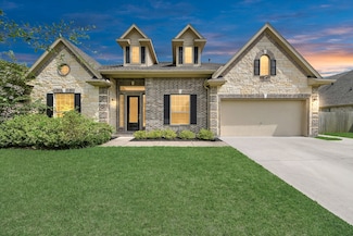 11722 Autumn Leaf Dr, Mont Belvieu, TX 77535
