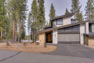 9234 Heartwood Dr, Truckee, CA 96161
