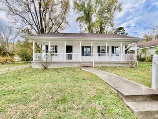 708 Maple St, Providence, KY 42450