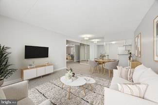 800 Avondale Rd Unit 7B, Wallingford, PA 19086