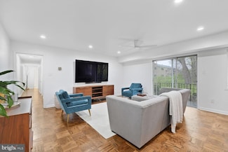 10613 Montrose Ave Unit 102, Bethesda, MD 20814