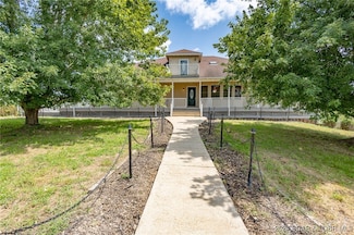 121 Poplar Rd, Eldon, MO 65026