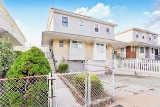 954 Clove Rd, Staten Island, NY 10301