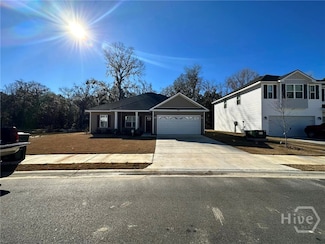 178 Summit Cir, Midway, GA 31320