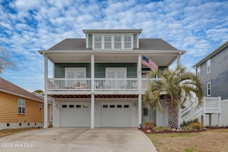 810 Ketch Ct, Kure Beach, NC 28449