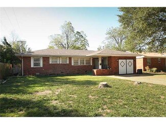 5708 NW 48th St, Warr Acres, OK 73122