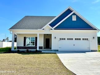 909 Finn Ct, Greenville, NC 27834