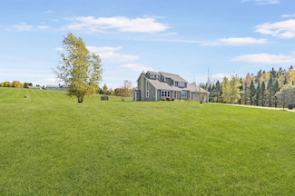 8 Haynes Rd, Clarksville, NH 03592