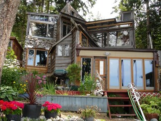17714 Ray Paul Ln, La Conner, WA 98257
