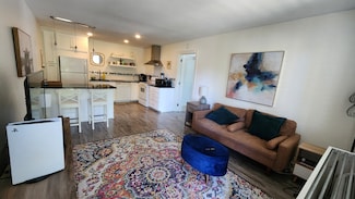 2601 Hillsboro Pike Unit J16, Nashville, TN 37212