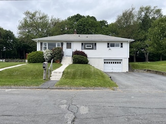 32 Harriet Ave, Shrewsbury, MA 01545