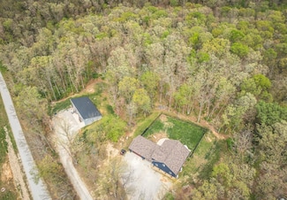2103 Valley Creek Dr, Owensville, MO 65066