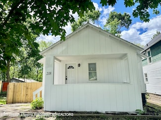 218 S Hayford Ave, Lansing, MI 48912