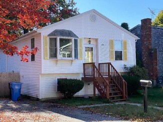 64 Norman St, Cumberland, RI 02864