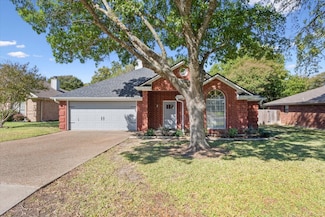1815 Real Dr, Waco, TX 76712