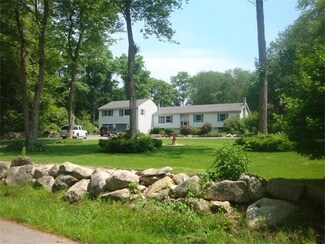 7 Eldorado Dr, Mattapoisett, MA 02739