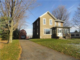 84 W Main St, Clifton Springs, NY 14432