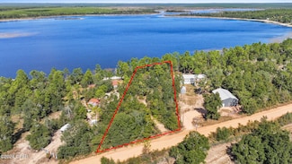 1242 Hampshire Blvd, Chipley, FL 32428