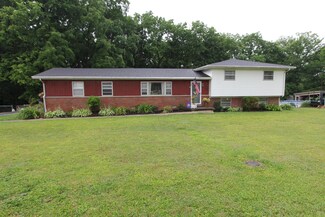 110 Park Ln, Lawrenceburg, KY 40342