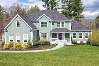 15 Little Meadow Way, North Reading, MA 01864
