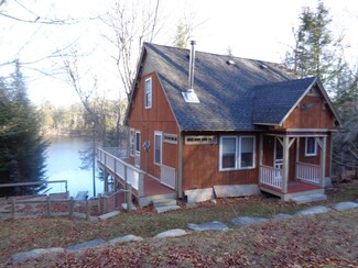 215 Tucker Rd, Grafton, NH 03240