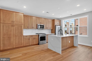 116 Pepperell St, Alexandria, VA 22304