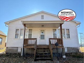 403 Carolina St, Marysville, KS 66508