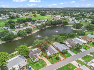 727 Turnberry Ln, Lady Lake, FL 32159