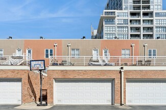 51 W 15th St Unit D1, Chicago, IL 60605
