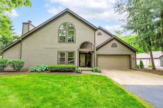 1193 Red Tail Hawk Ct Unit 1, Youngstown, OH 44512