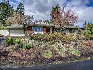 7085 SW Gable Park Rd, Portland, OR 97225