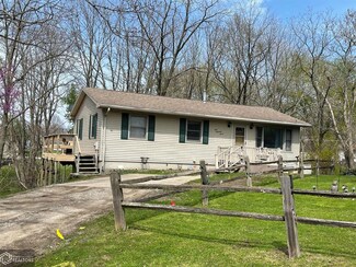 1007 N 13th St, Centerville, IA 52544