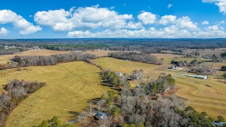 1 Pumpkin Center Rd NE, Fort Payne, AL 35967