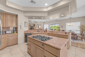 2 Mesquite Ridge Ln, Rancho Mirage, CA 92270