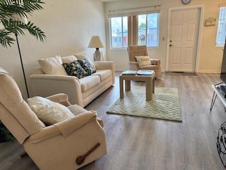 2880 Lake Osborne Dr Unit 204, Lake Worth Beach, FL 33461