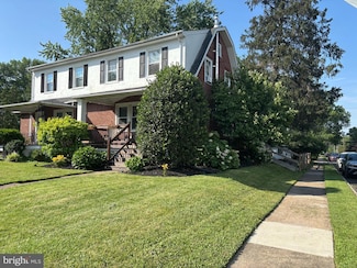 47 E 7th St, Lansdale, PA 19446