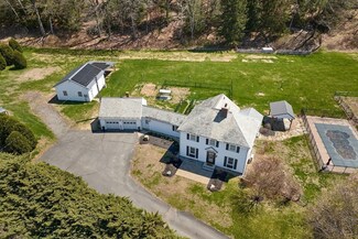 238 N Main St, Sunderland, MA 01375