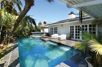 233 E 21st St, Costa Mesa, CA 92627