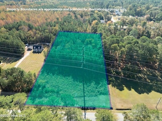 1909 Barlow Rd, Tarboro, NC 27886