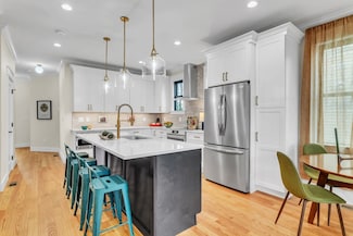 180 State St Unit C, Northampton, MA 01060