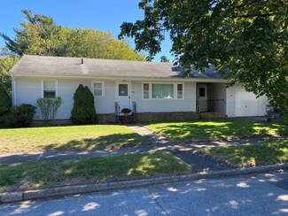 262 Raymond St, New Bedford, MA 02745
