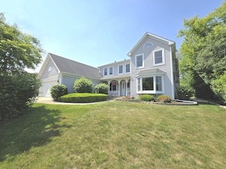 952 N Dexter Ln, Hoffman Estates, IL 60169