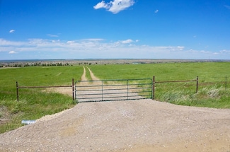 2 Coombs Flat Rd, Molt/Rapelje, MT 59057