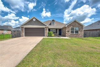 640 Spur Ln, Centerton, AR 72719