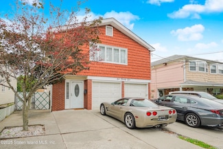 124 Woodbine Ave, Staten Island, NY 10314