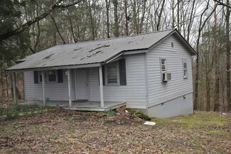 2489 Old Decaturville Rd, Parsons, TN 38363