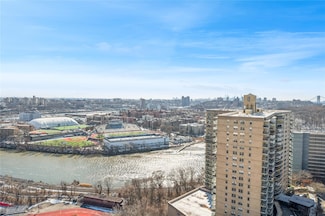 555 Kappock St Unit 21T, Bronx, NY 10463