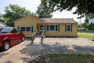 1902 G St NW, Miami, OK 74354