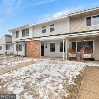 13 Memphis Ct, Sicklerville, NJ 08081